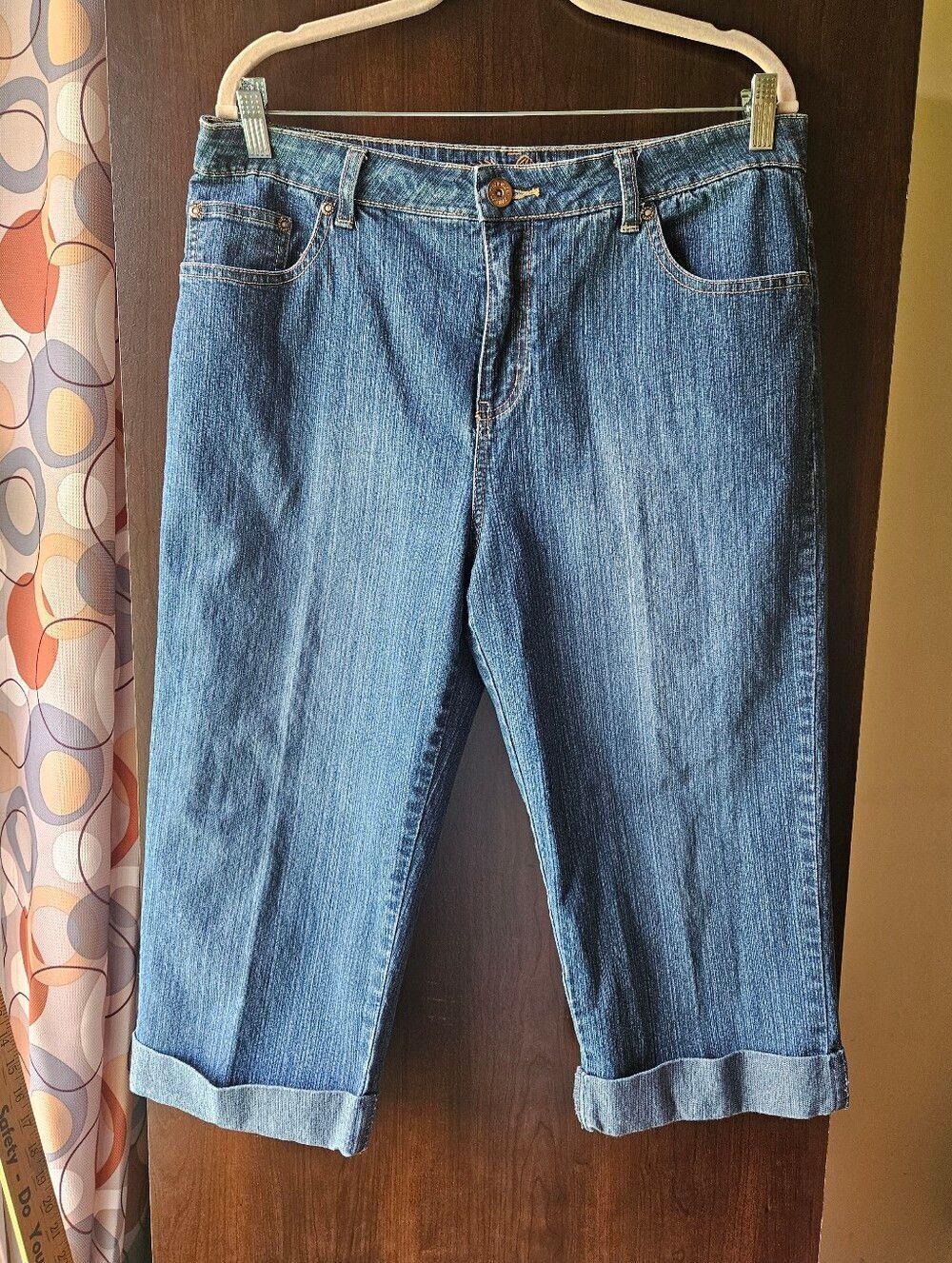 Vintage Faded Glory Classic Blue Denim Capri Jeans Size 14